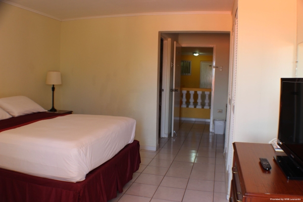 Coconut Inn (Oranjestad)